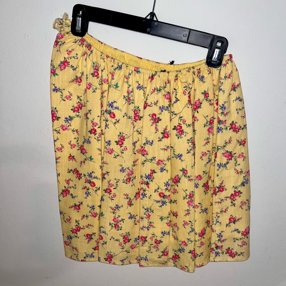 FOREVER 21 two piece yellow skirt set